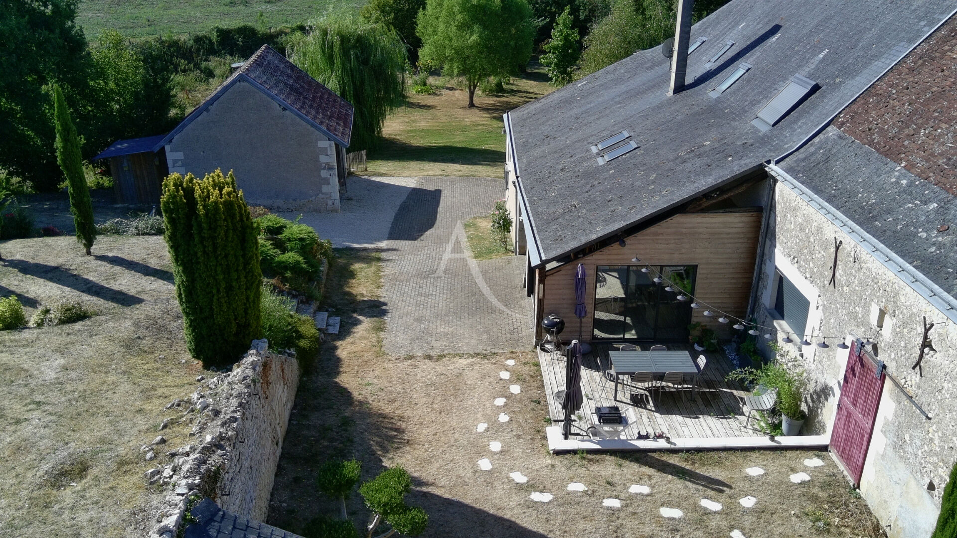 Agence immobilière de 
 L'Adresse  CABINET PAUTOUT - L'ADRESSE LA VALLÉE DU CHER - BLÉRÉ 

