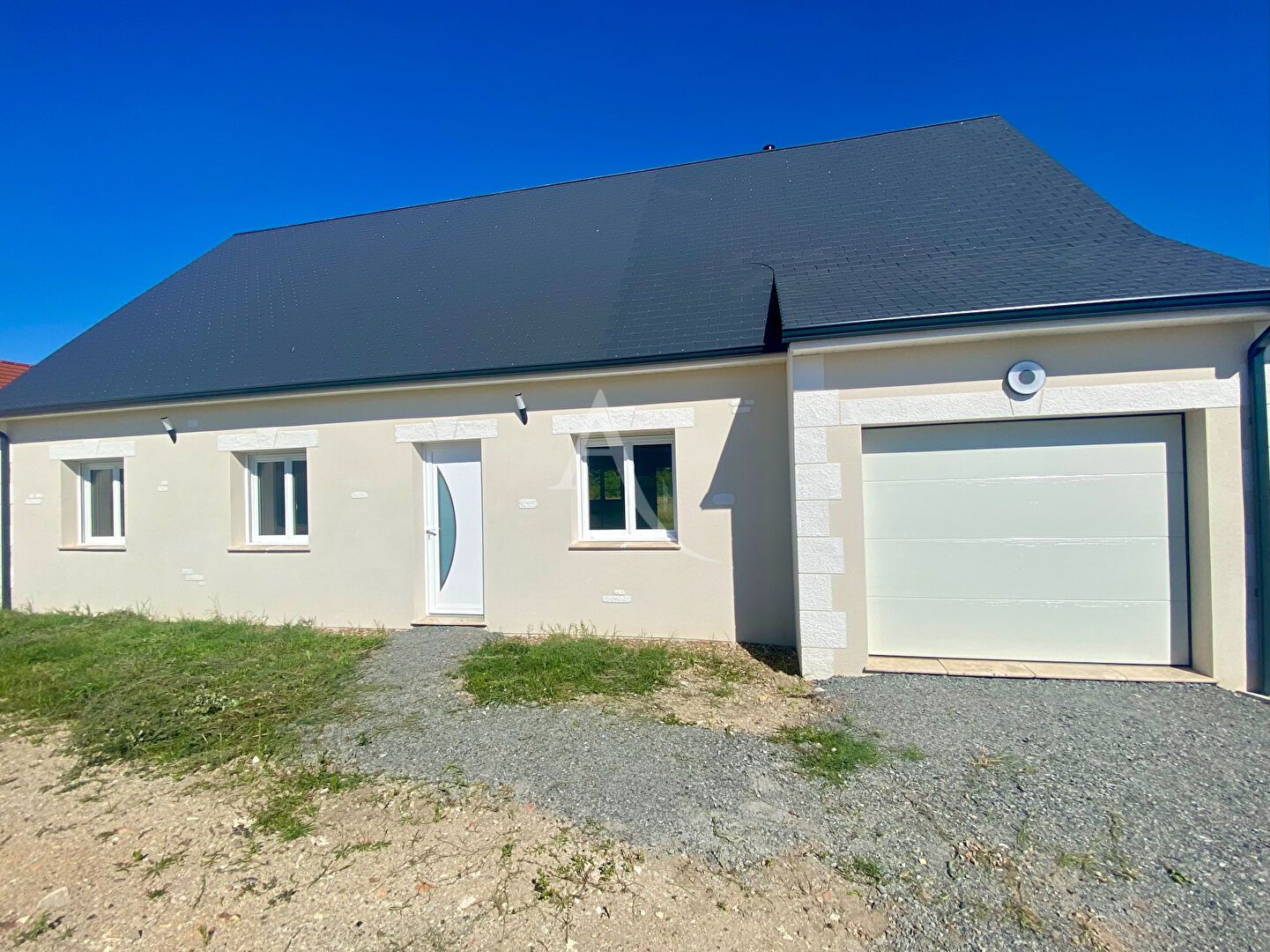 Agence immobilière de l'Adresse Contres