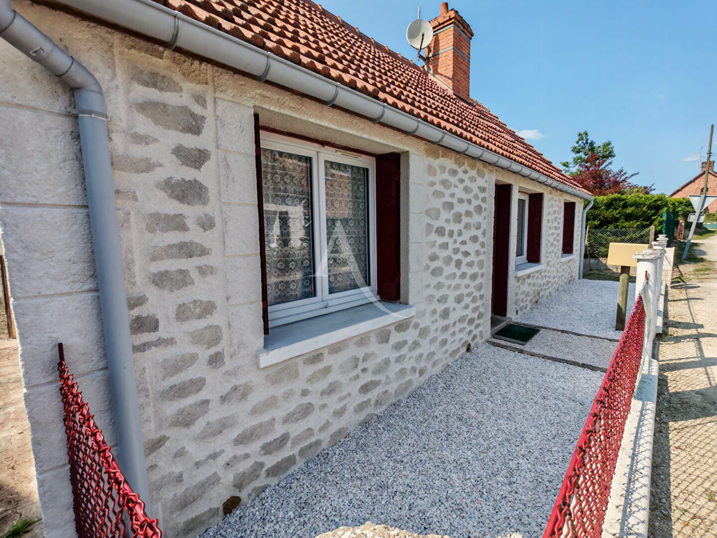 Agence immobilière de L'ADRESSE LA FERTE - L'ADRESSE LA FERTE