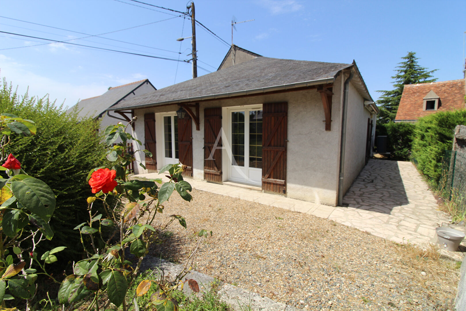 Agence immobilière de 
 L'Adresse  CABINET PAUTOUT - L'ADRESSE LA VALLÉE DU CHER - BLÉRÉ 
