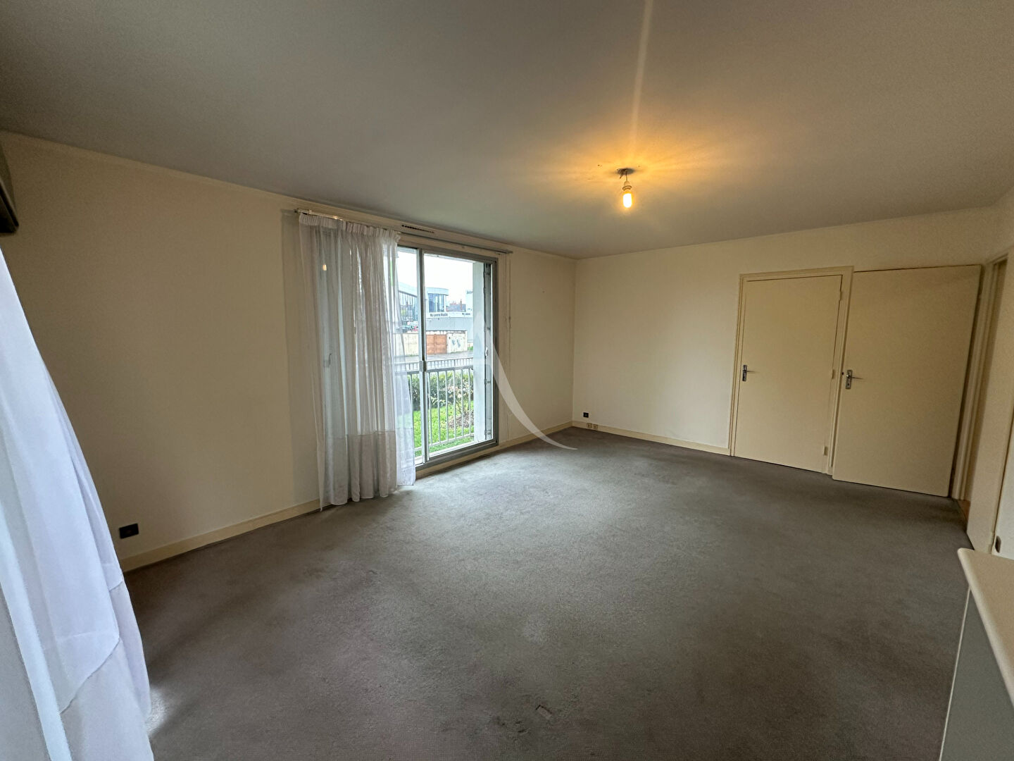 APPARTEMENT 101 m² IDÉAL COLOCATION ? SECTEUR GARE / GRANDES ÉCOLES.