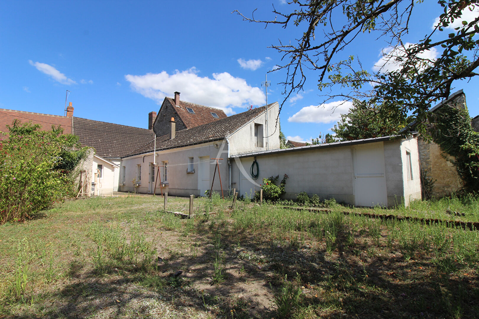 Agence immobilière de 
 L'Adresse  CABINET PAUTOUT - L'ADRESSE LA VALLÉE DU CHER - BLÉRÉ 
