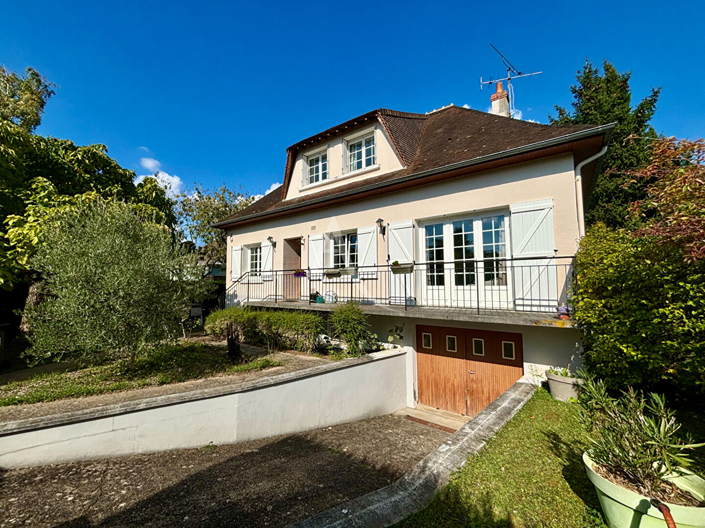 Maison au calme proche des commodités