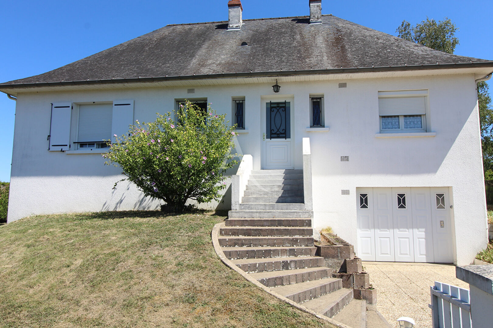 Agence immobilière de 
 L'Adresse  CABINET PAUTOUT - L'ADRESSE LA VALLÉE DU CHER - BLÉRÉ 
