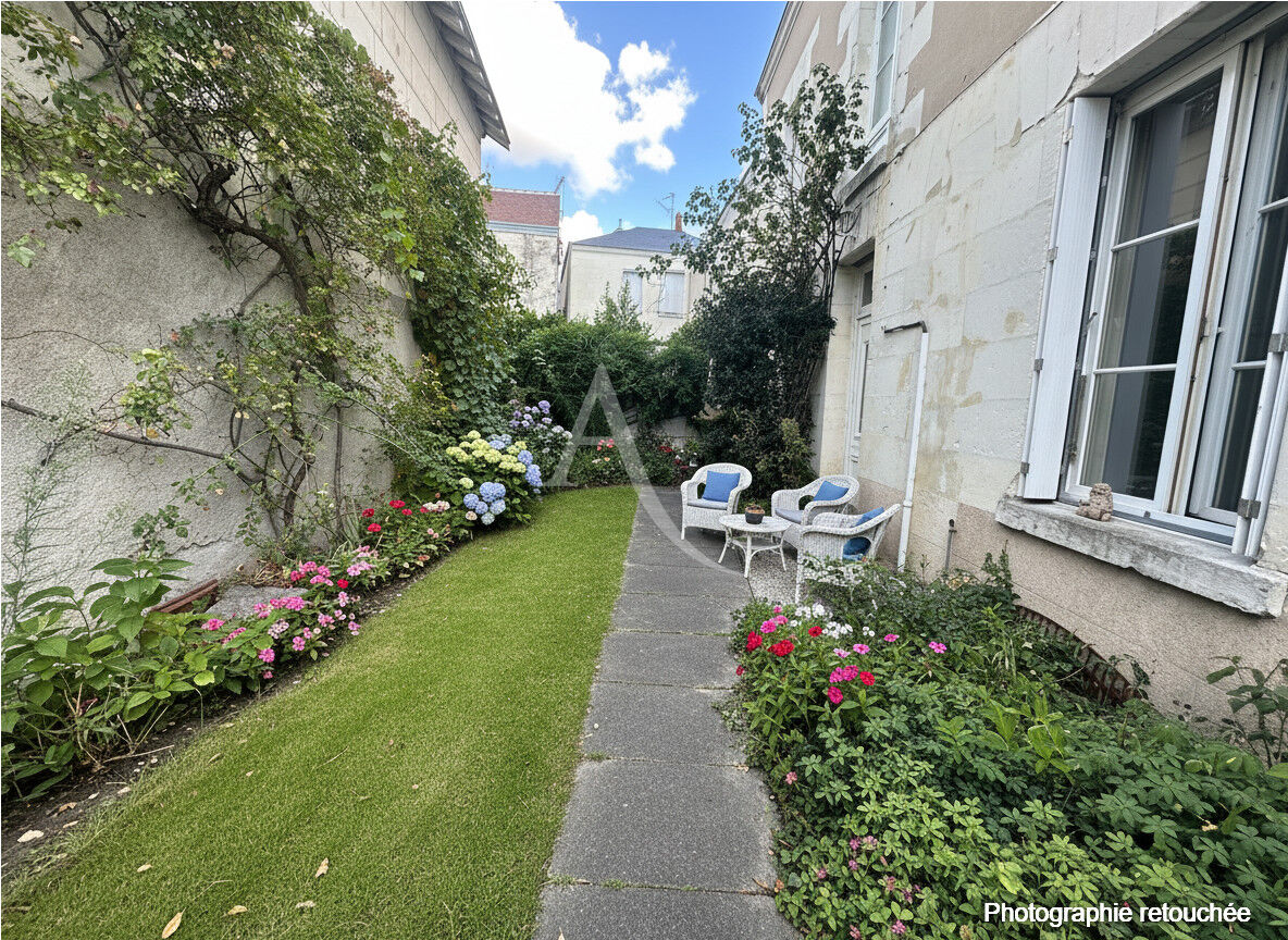 Agence immobilière de 
 L'Adresse  CABINET PAUTOUT - L'ADRESSE LA VALLÉE DU CHER - BLÉRÉ 
