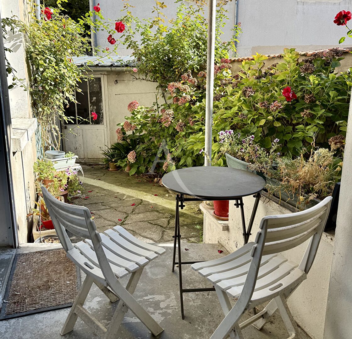 Agence immobilière de 
 L'Adresse  CABINET PAUTOUT - L'ADRESSE LA VALLÉE DU CHER - BLÉRÉ 
