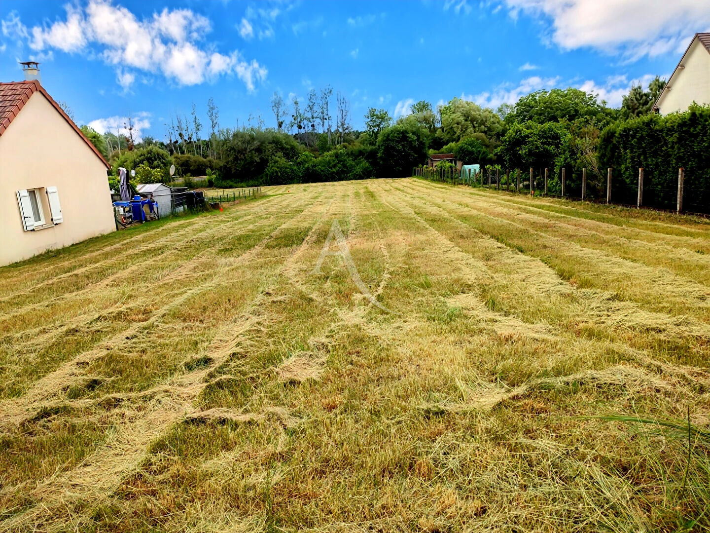 Photo Terrain Saint Georges Sur Cher image 2/2