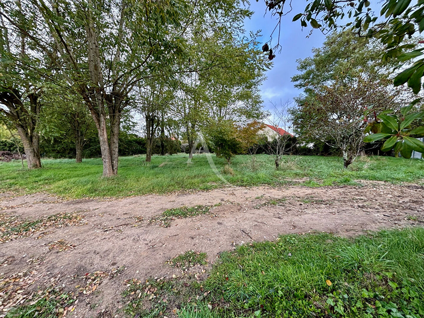 Terrain idéalement situé