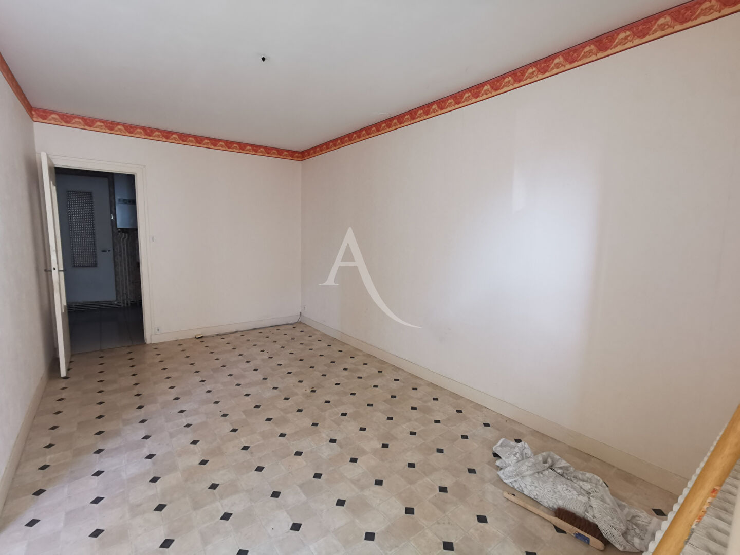 Photo EXCLUSIVITÉ ST CLAUDE DE DIRAY image 2/6