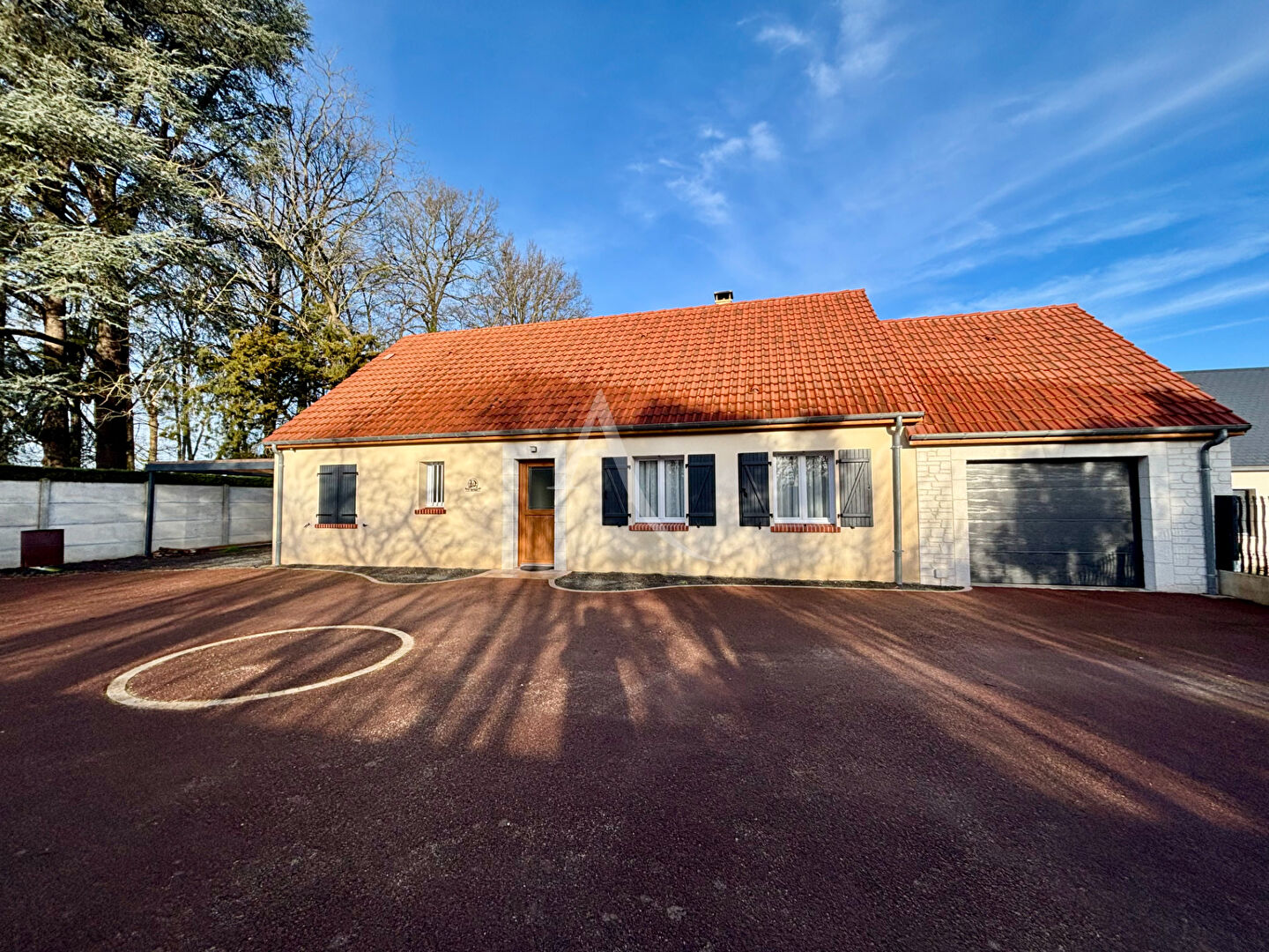 Agence immobilière de l'Adresse Contres