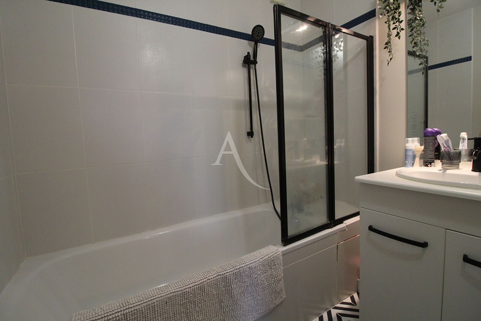 Photo BLOIS QUARTIER ADMINISTRATIF BASILIQUE image 6/6