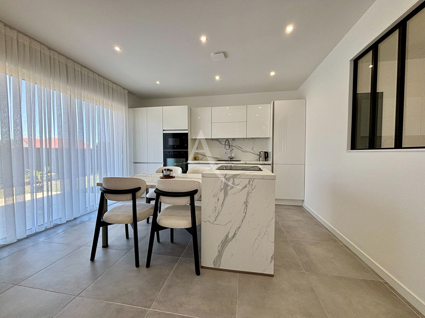 Photo Maison de plain pied récente image 3/6