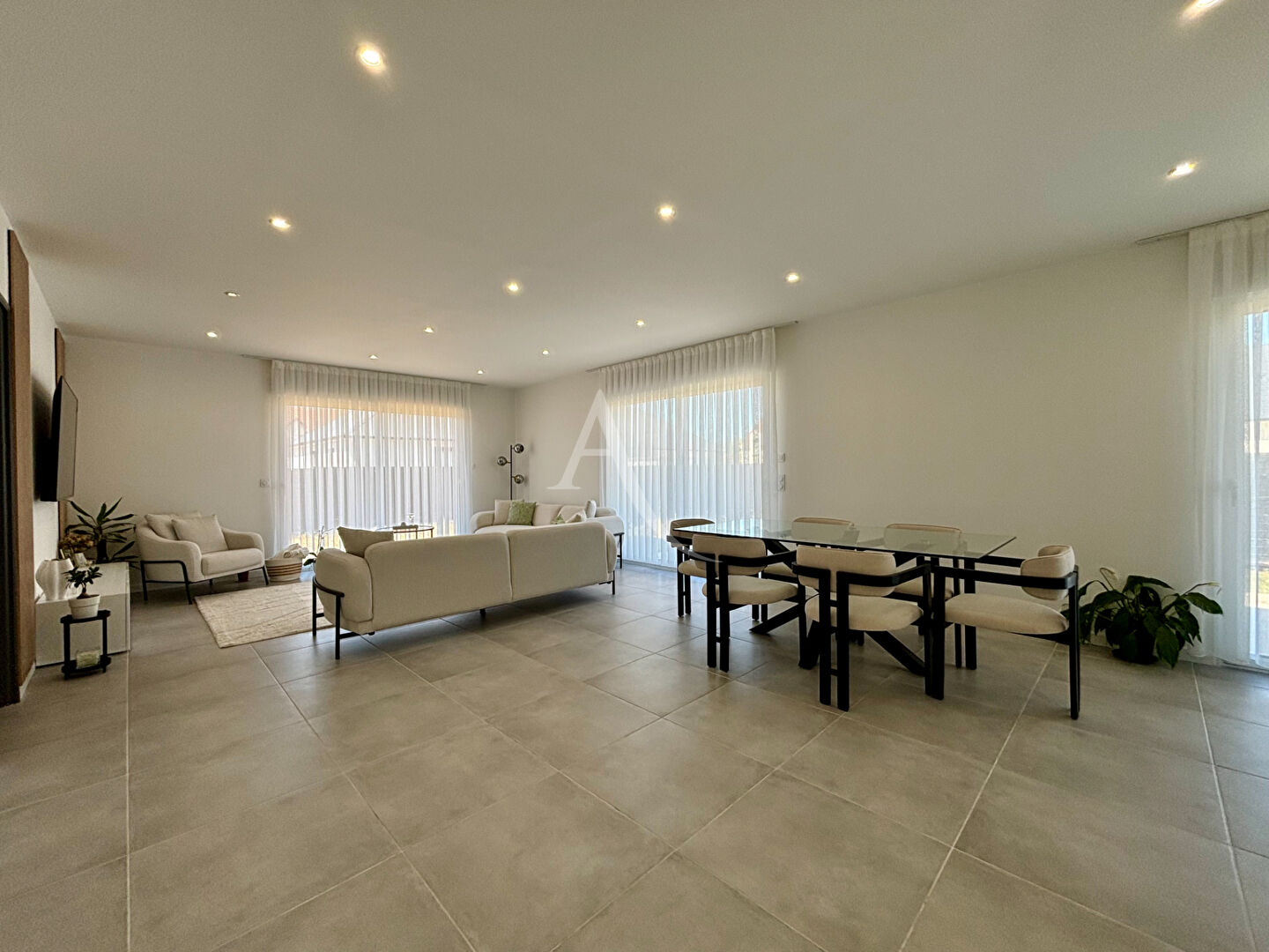 Photo Maison de plain pied récente image 4/6