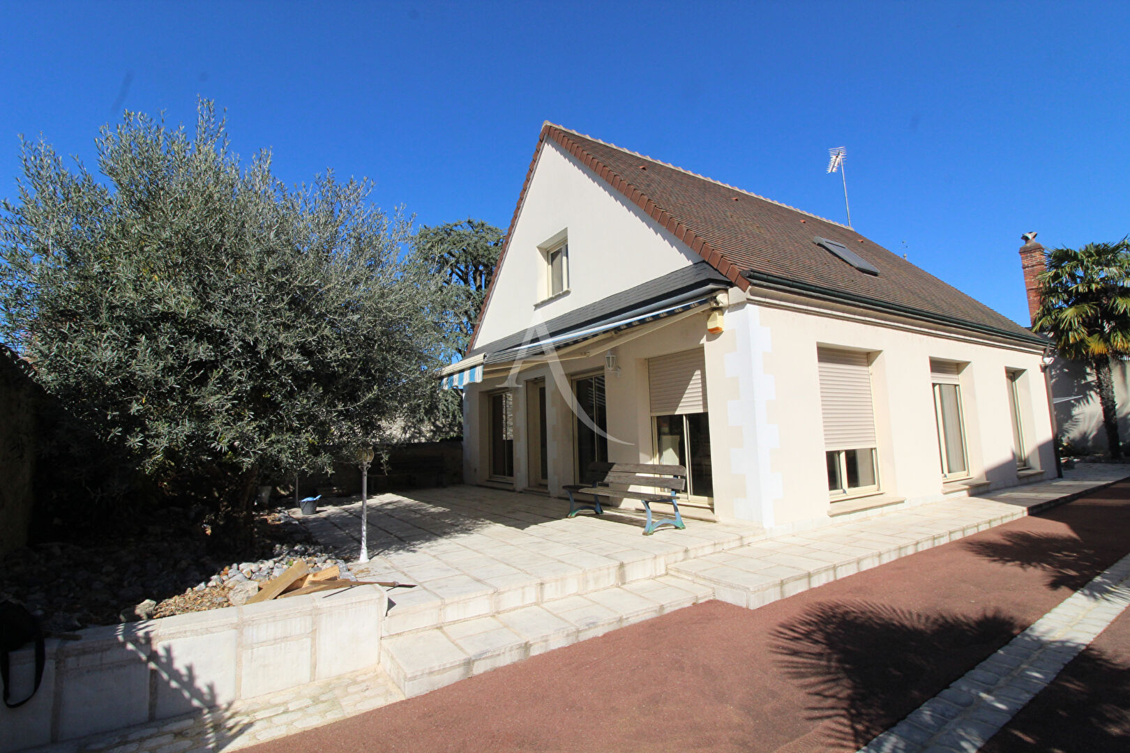 Agence immobilière de 
 L'Adresse  CABINET PAUTOUT - L'ADRESSE LA VALLÉE DU CHER - BLÉRÉ 
