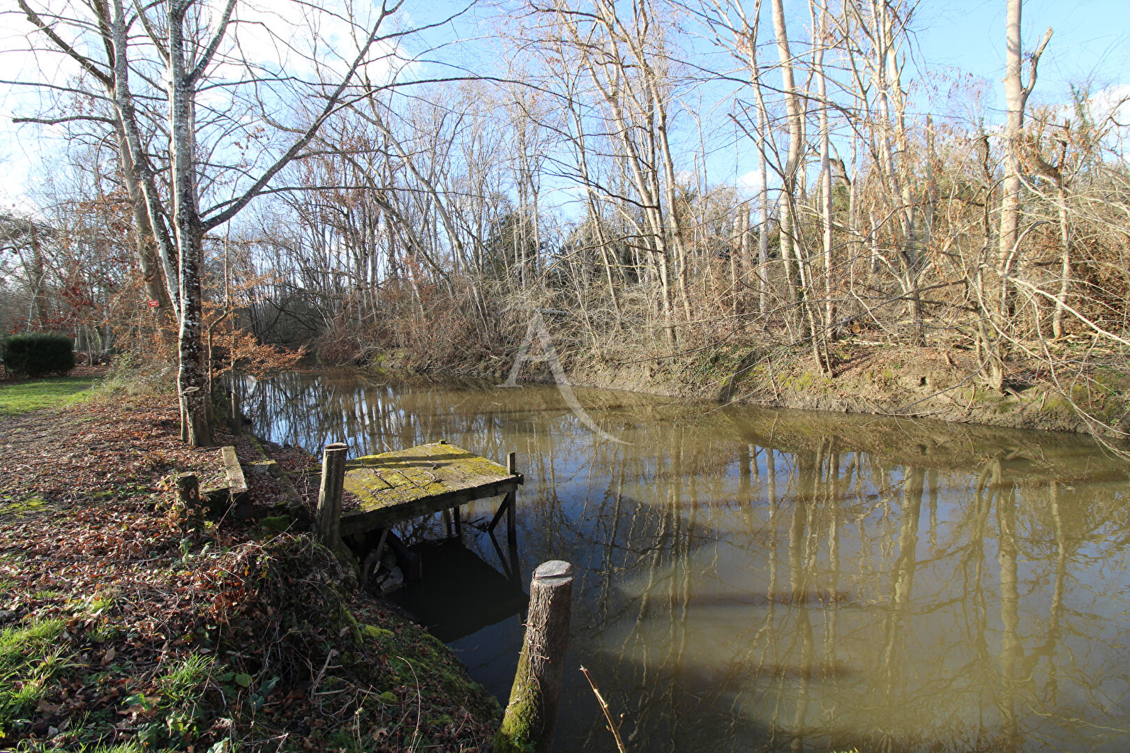 Photo MAISON 120 M² AVEC BORD DE RIVIÈRE image 3/6