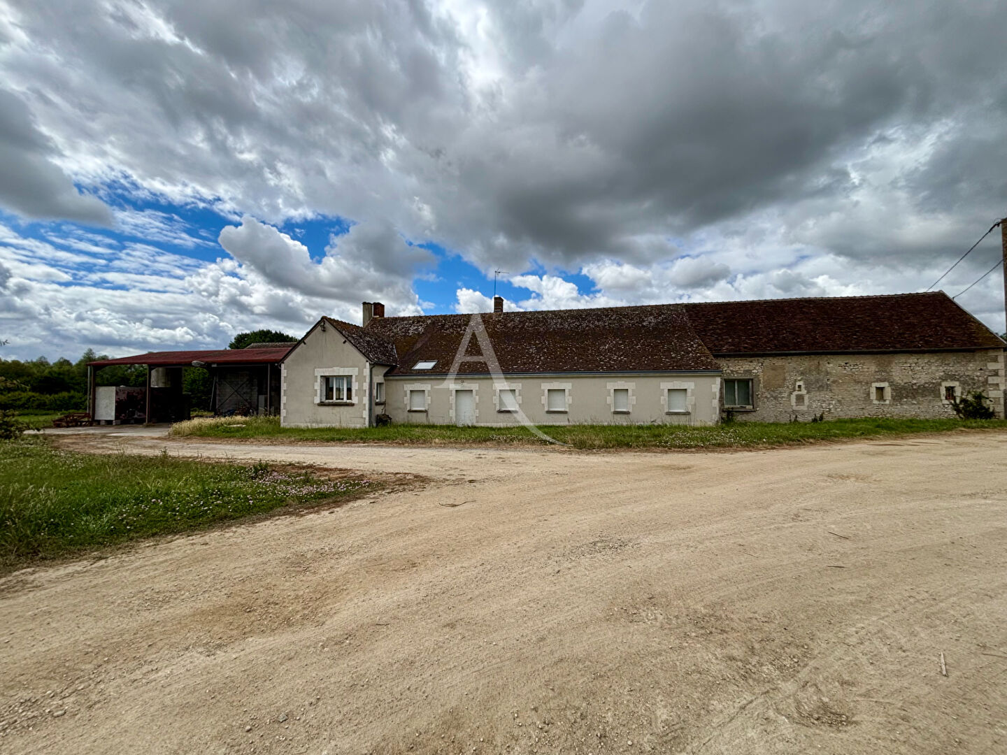 Agence immobilière de l'Adresse Contres