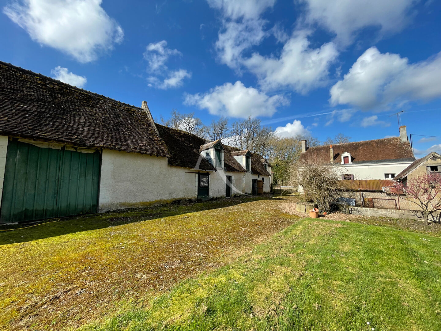 Agence immobilière de l'Adresse Contres