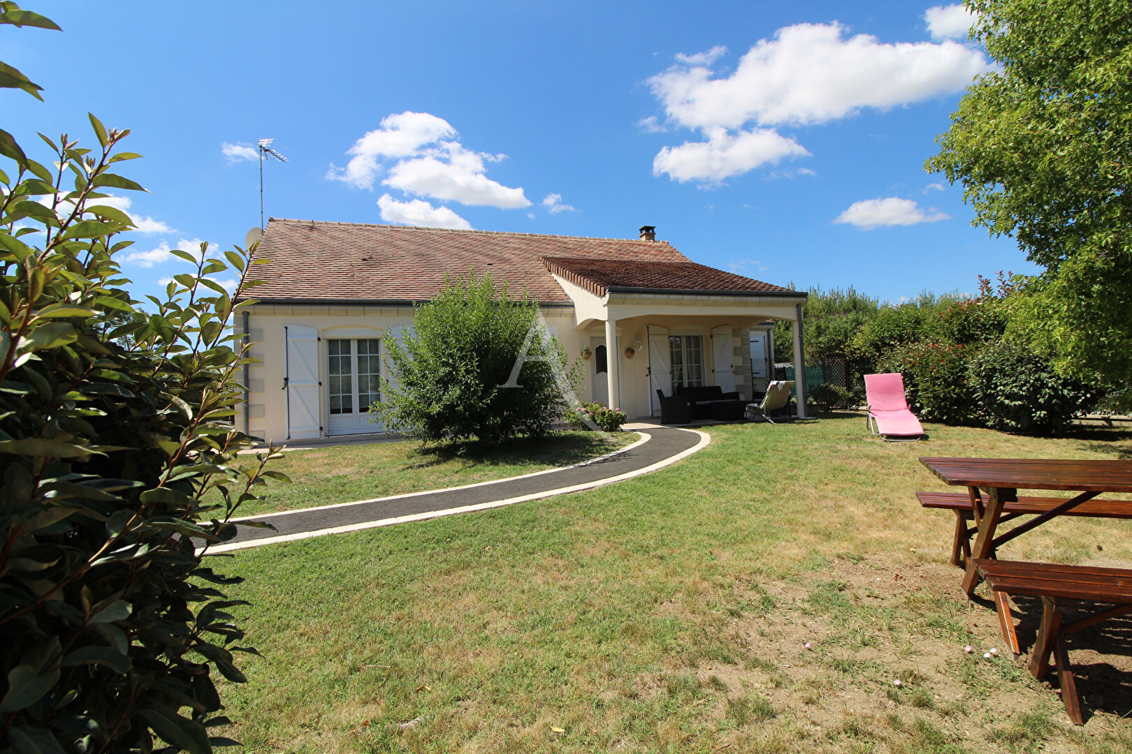 Agence immobilière de L'Adresse  CABINET PAUTOUT - L'ADRESSE VINEUIL IMMOBILIER