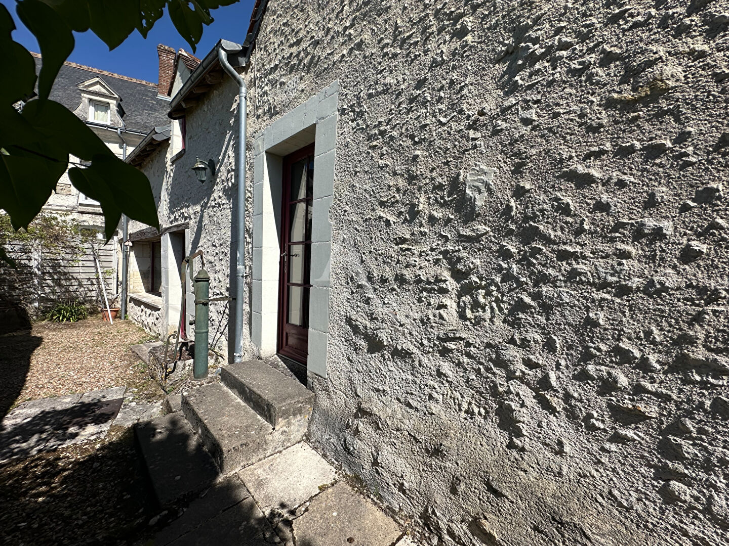 Agence immobilière de 
 L'Adresse  CABINET PAUTOUT - L'ADRESSE LA VALLÉE DU CHER - BLÉRÉ 
