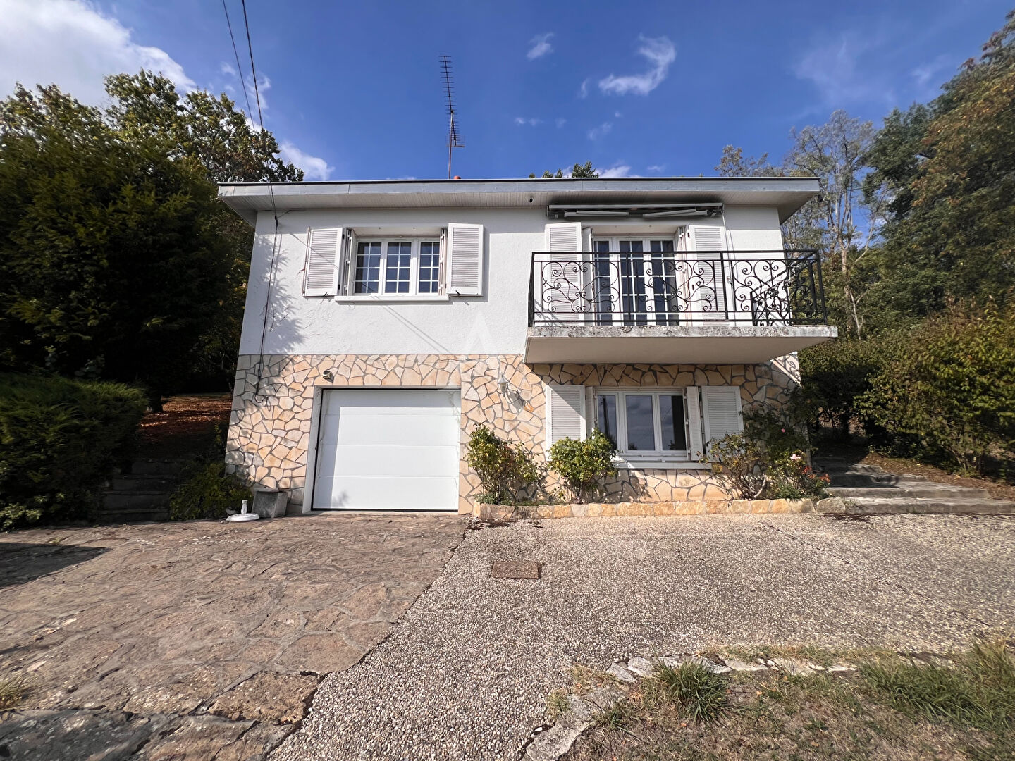 Agence immobilière de L'Adresse  CABINET PAUTOUT
