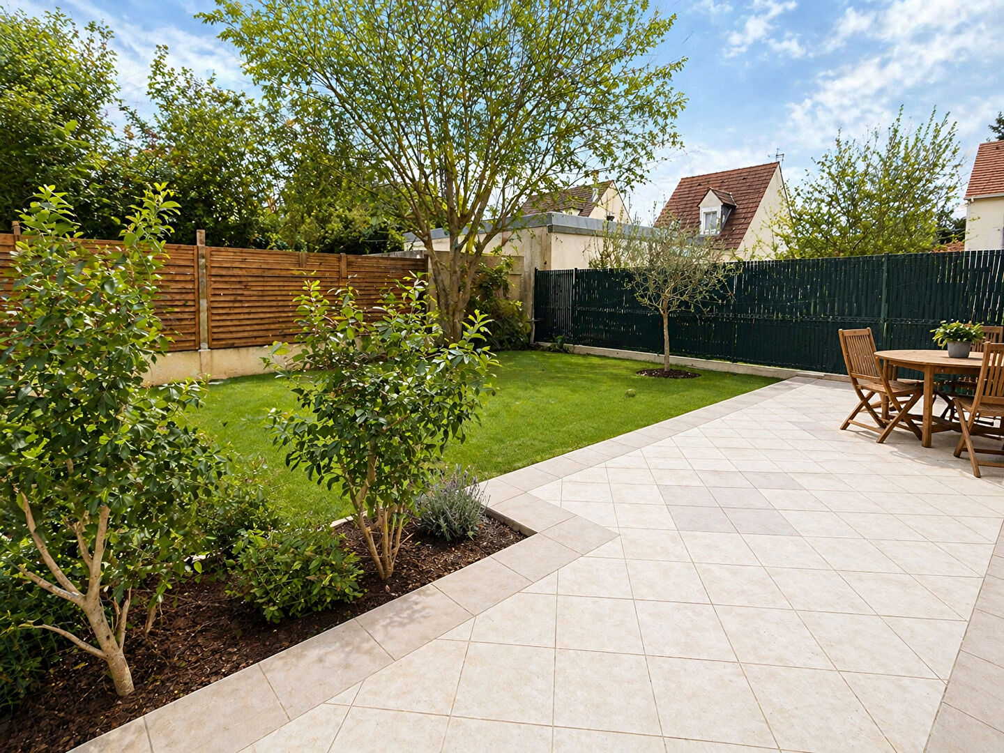 Agence immobilière de L'ADRESSE ROISSY - HABITAT CONSULTING