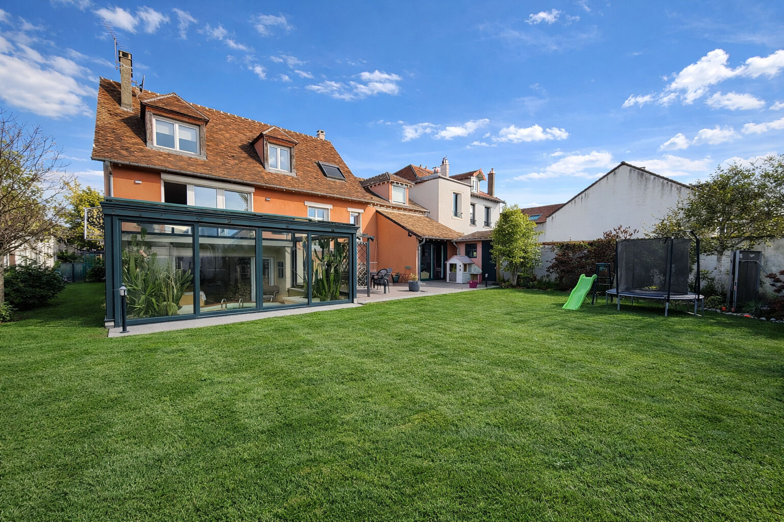 Agence immobilière de L'ADRESSE ROISSY - HABITAT CONSULTING