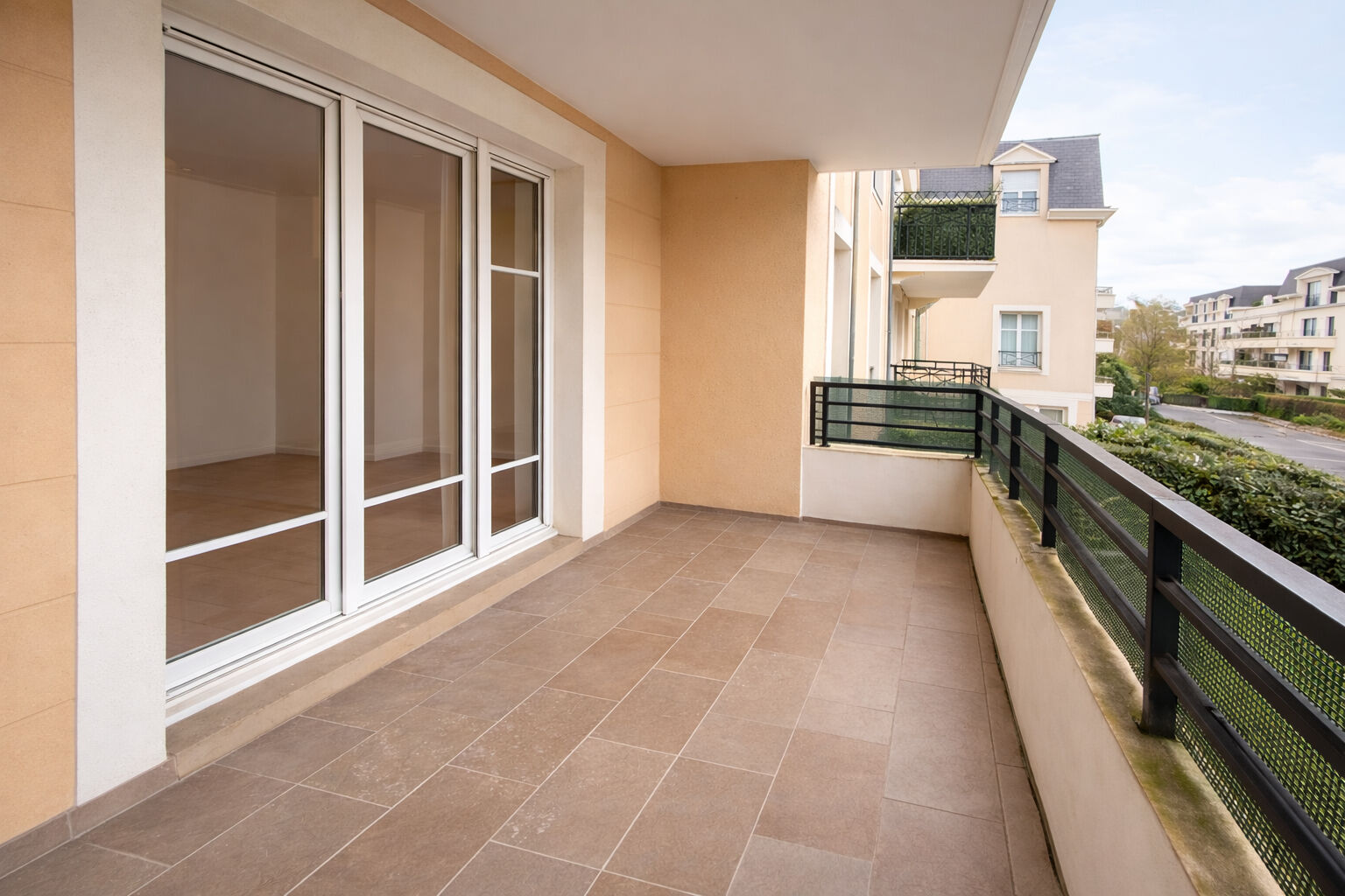 Agence immobilière de L'ADRESSE ROISSY - HABITAT CONSULTING