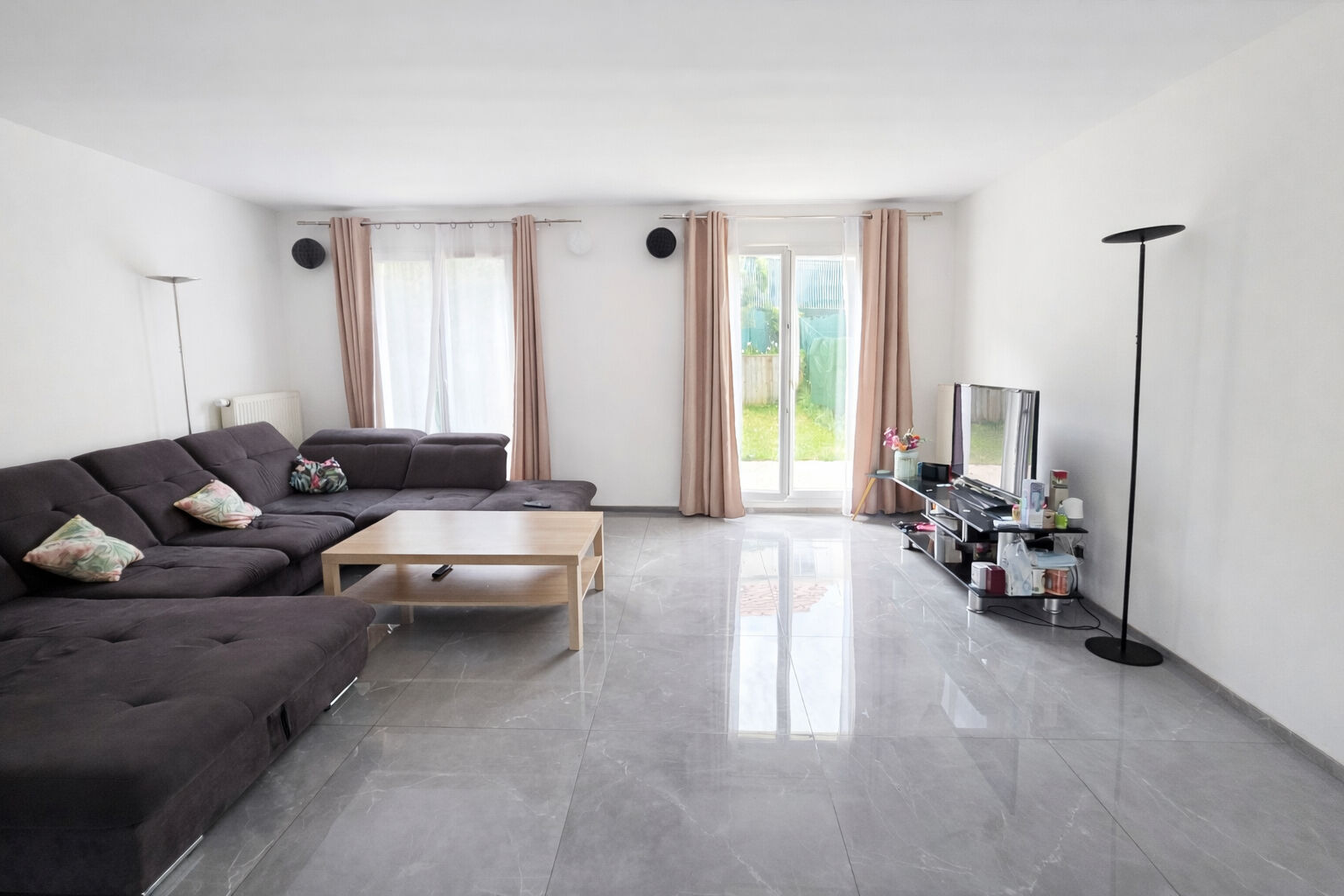 Agence immobilière de L'ADRESSE ROISSY - HABITAT CONSULTING
