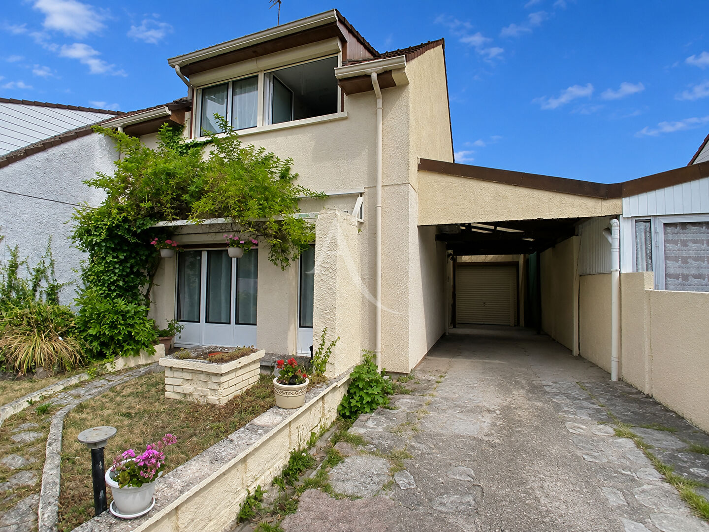 Agence immobilière de HABITAT CONSULTING - L'ADRESSE Roissy-en-Brie