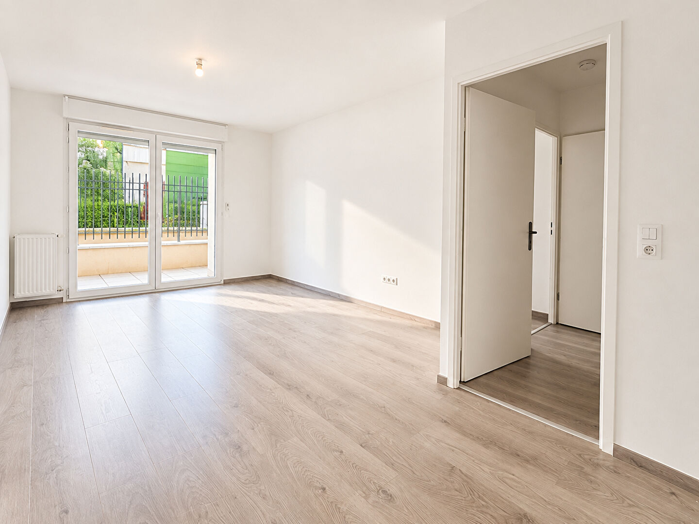 Agence immobilière de L'ADRESSE ROISSY - HABITAT CONSULTING