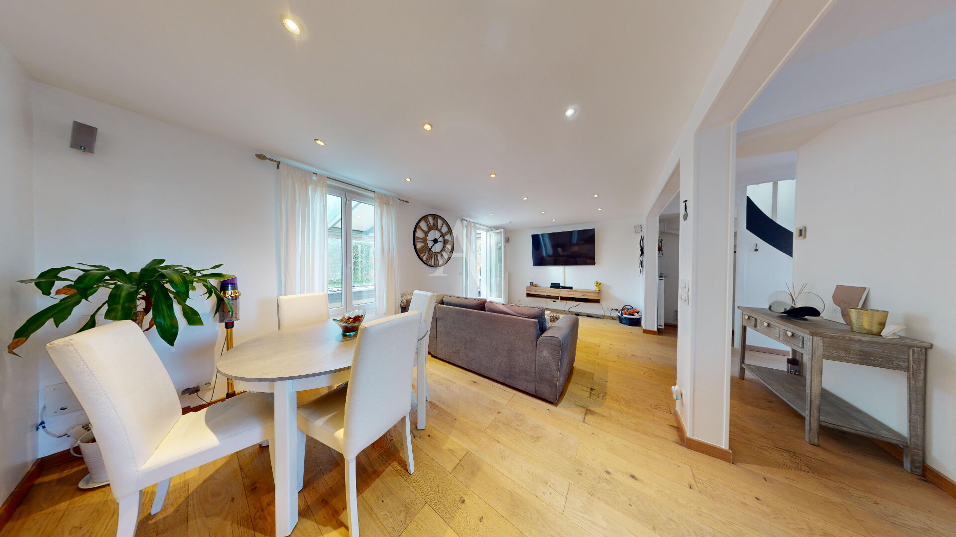 Agence immobilière de HABITAT CONSULTING - L'ADRESSE Roissy-en-Brie