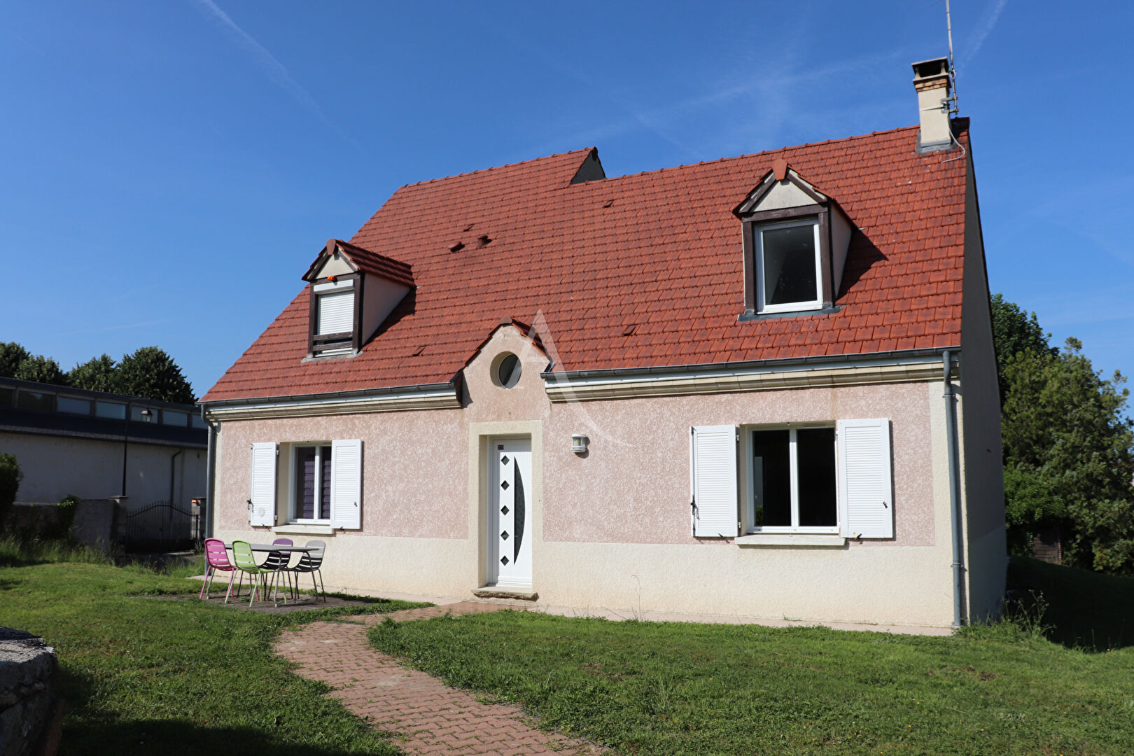 Agence immobilière de L'ADRESSE ROISSY - HABITAT CONSULTING