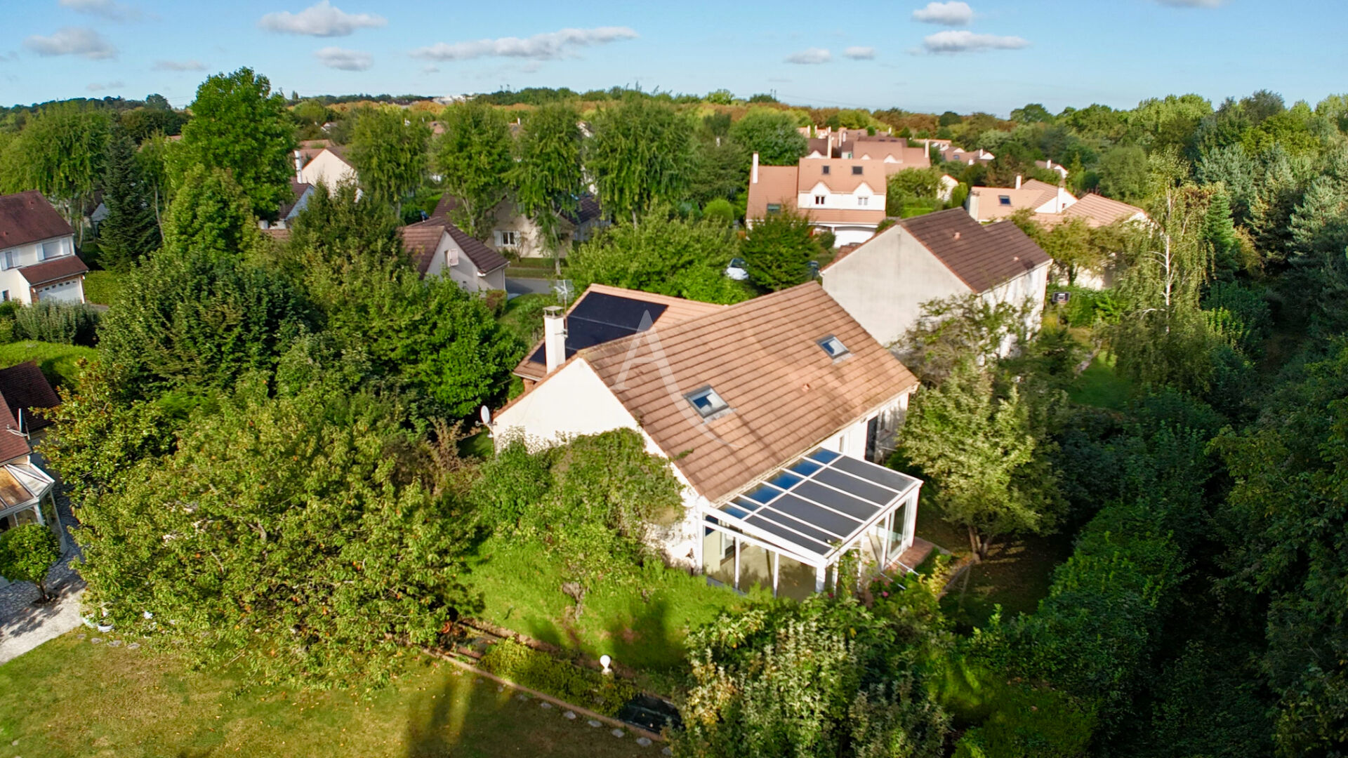 Agence immobilière de L'ADRESSE ROISSY - HABITAT CONSULTING