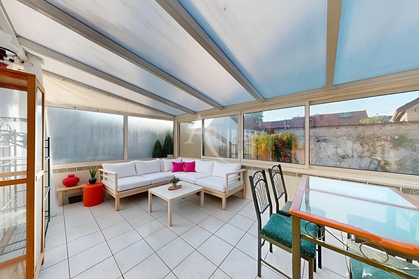 Agence immobilière de L'ADRESSE ROISSY - HABITAT CONSULTING