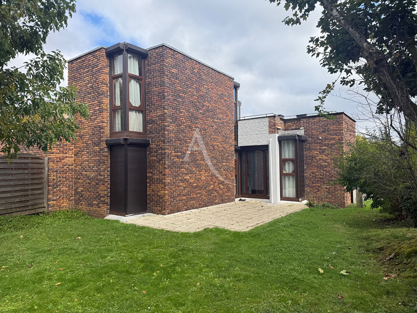 Agence immobilière de HABITAT CONSULTING - L'ADRESSE Roissy-en-Brie