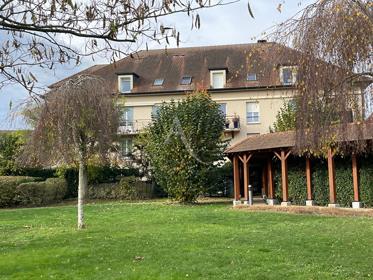 Photo Chessy bourg, 3 pièces en Duplex avec jardin image 1/6