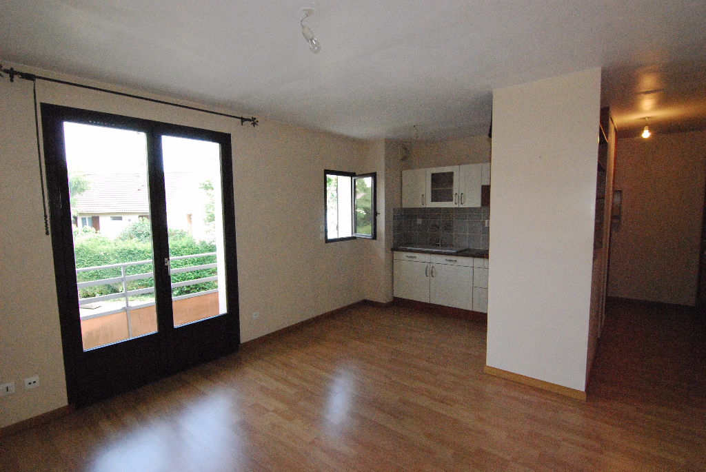 Appartement Ozoir La Ferriere 1 pièce 27.84 m2