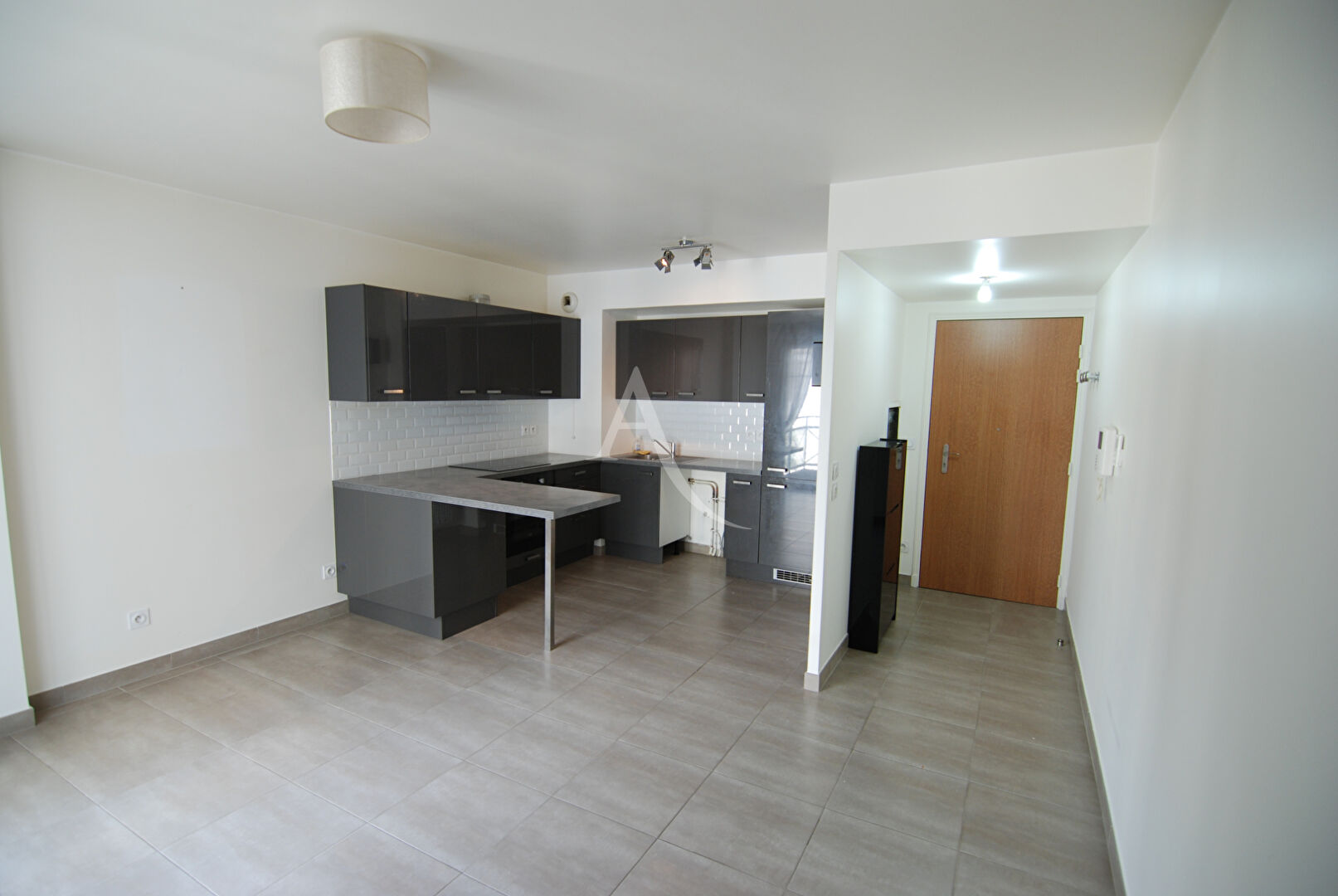 Agence immobilière de L'Adresse LATITUDE IMMOBILIER - LATITUDE IMMOBILIER - Agence de CHEVRY