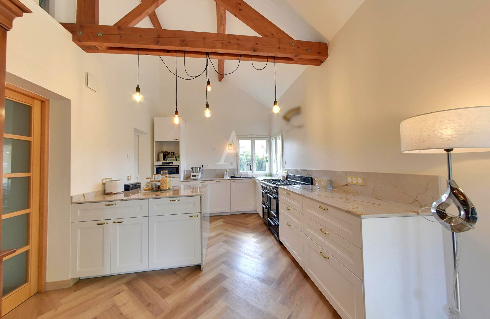 Photo Maison d'architecte de 185 m²  Chevry Cossigny  77173 image 5/6