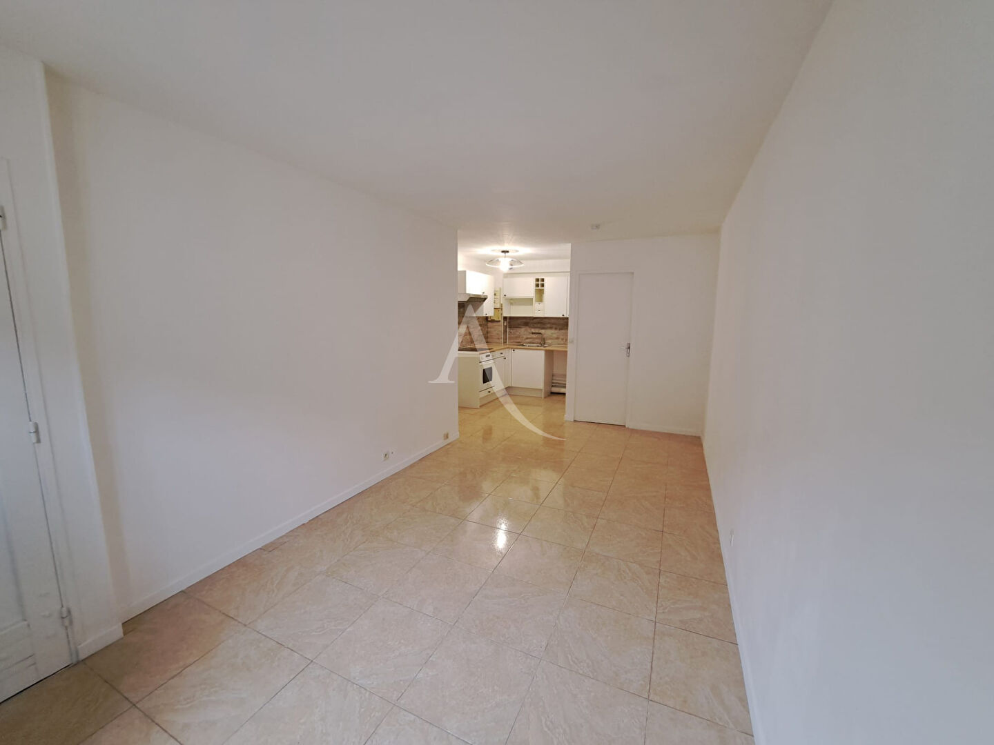 Agence immobilière de L'Adresse LATITUDE IMMOBILIER - LATITUDE IMMOBILIER - Agence de CHEVRY