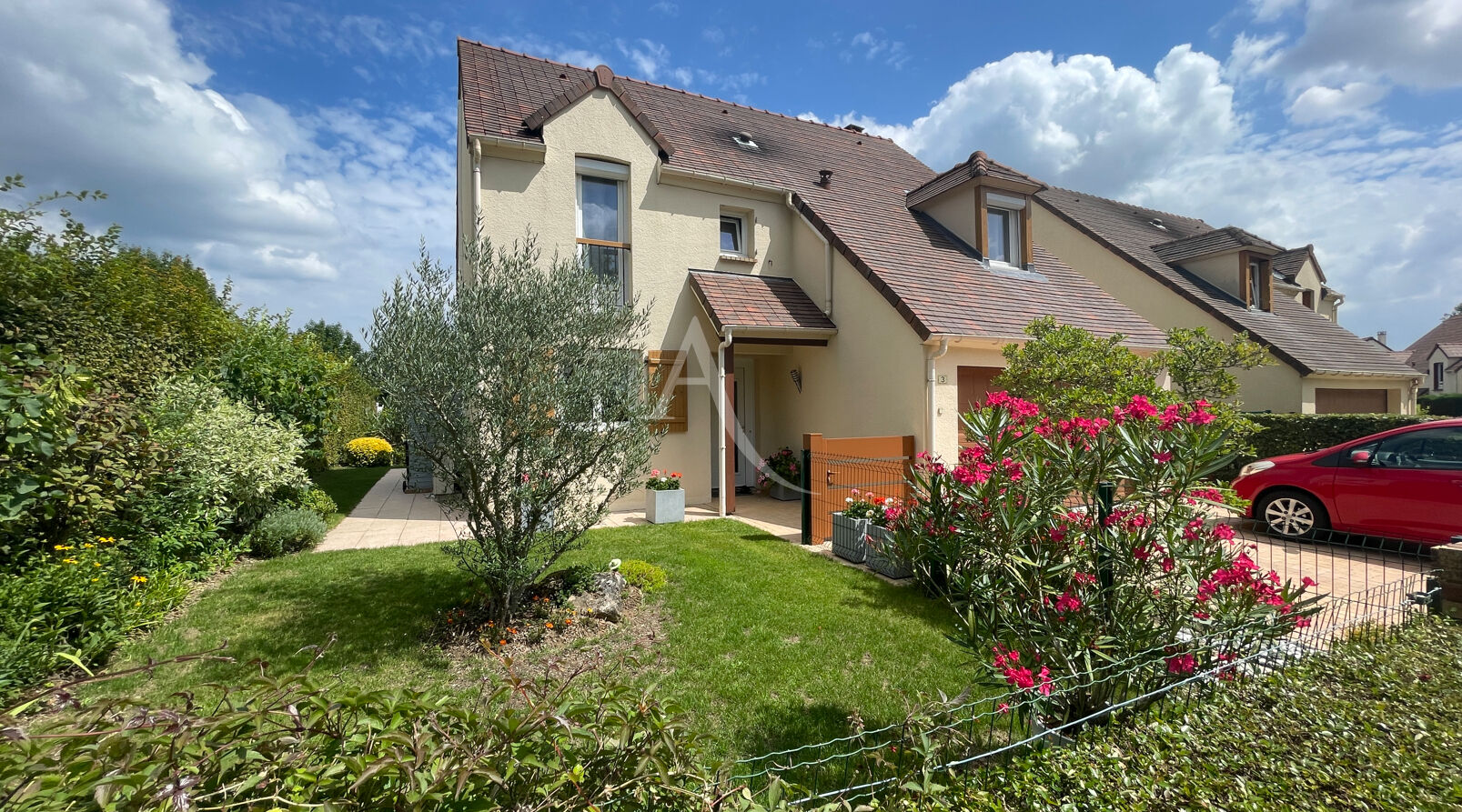 Agence immobilière de L'Adresse LATITUDE IMMOBILIER - LATITUDE IMMOBILIER - Agence de CHEVRY