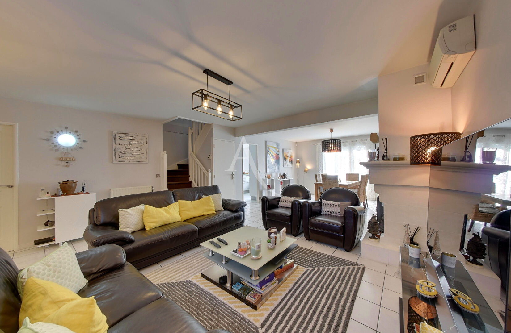 Photo Maison Familiale Kaufman  8 pièces - 215 m2 DPE C image 2/6