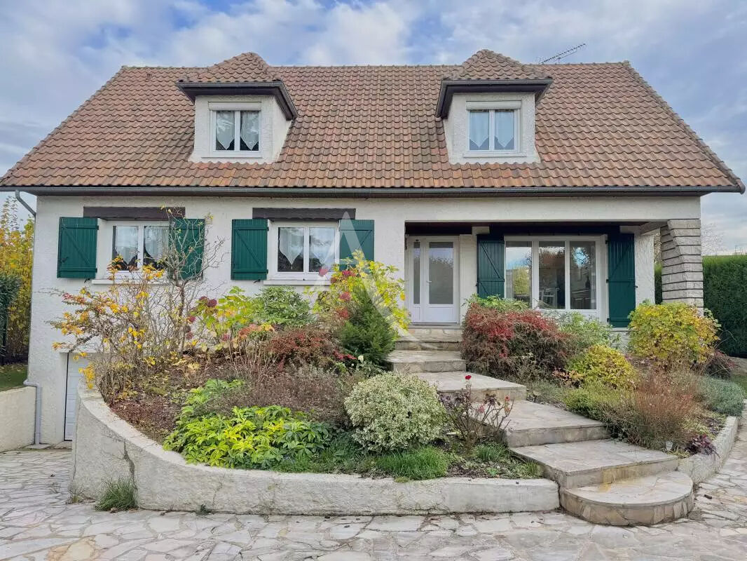 Photo Maison  7 pièce(s) 170 m2 image 1/6