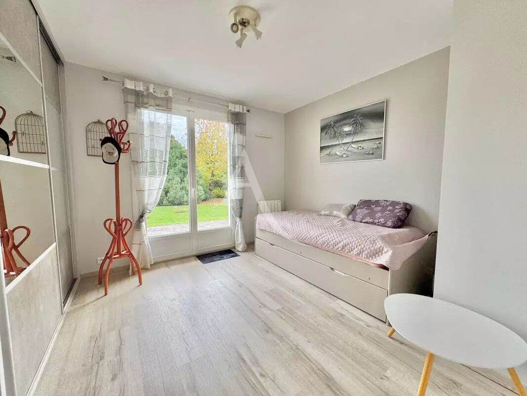 Photo Maison  7 pièce(s) 170 m2 image 6/6