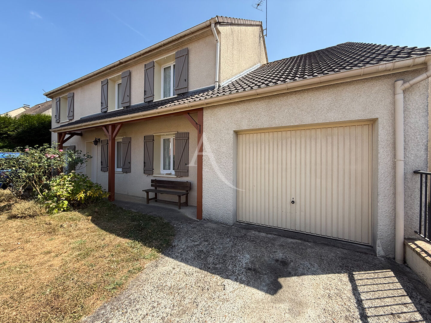 Agence immobilière de L'Adresse LATITUDE IMMOBILIER - LATITUDE IMMOBILIER - Agence de l'Eglise