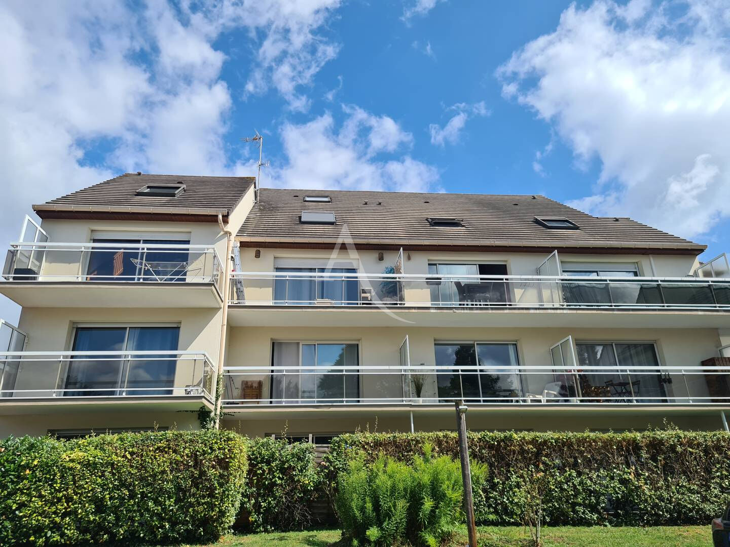 Agence immobilière de L'Adresse LATITUDE IMMOBILIER - LATITUDE IMMOBILIER - Agence de l'Eglise