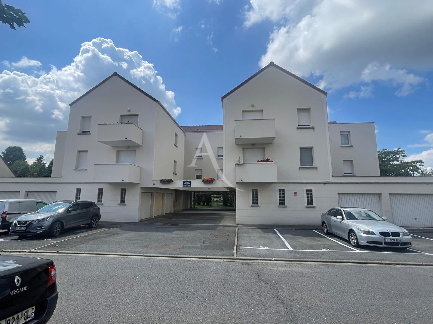 Agence immobilière de L'Adresse LATITUDE IMMOBILIER - LATITUDE IMMOBILIER - Agence de CHEVRY