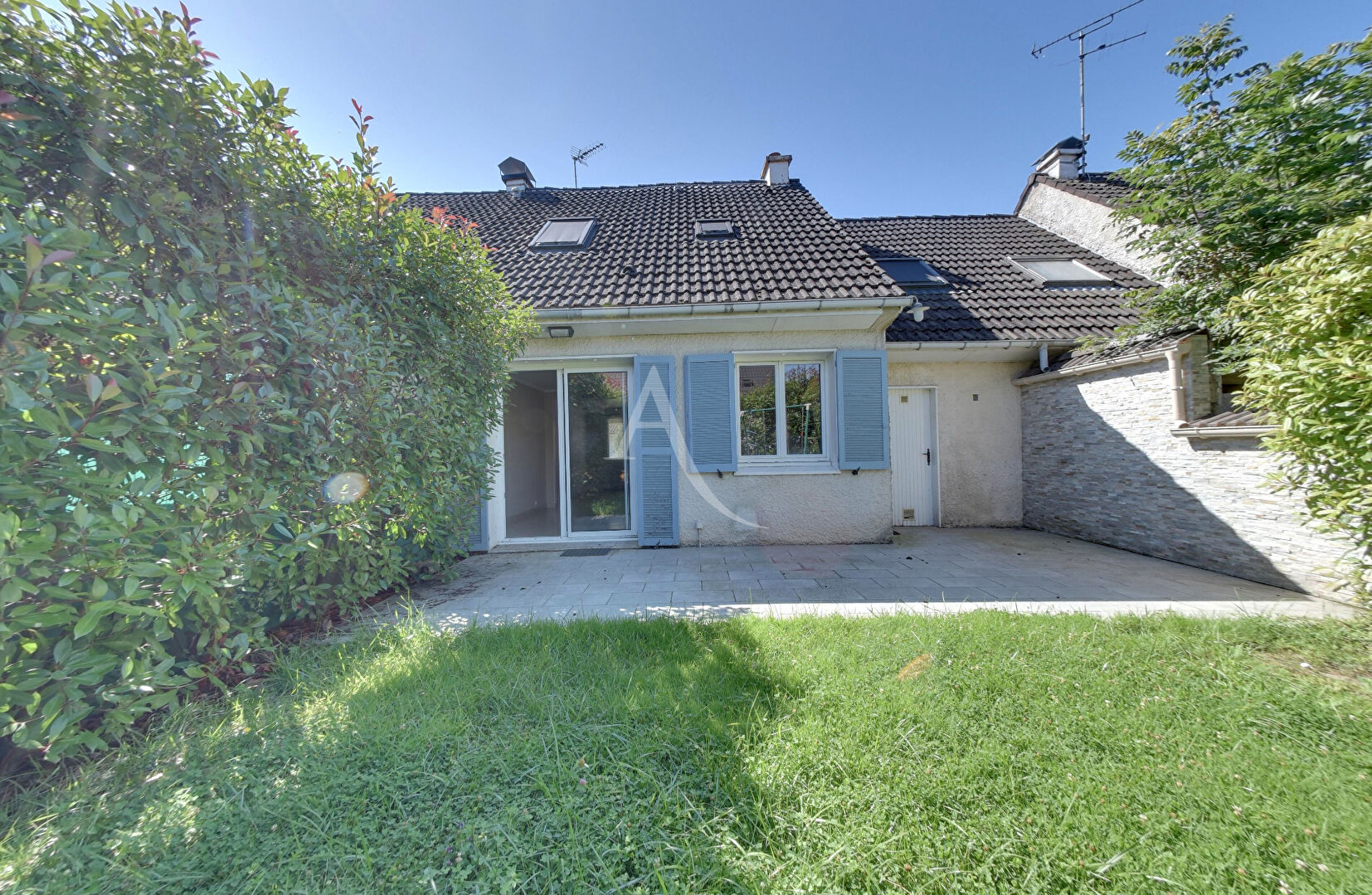 Agence immobilière de L'Adresse LATITUDE IMMOBILIER - LATITUDE IMMOBILIER - Agence de l'Eglise