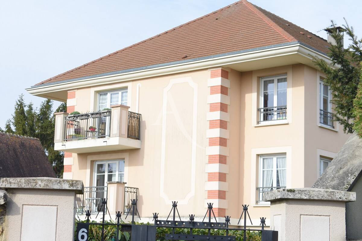 Agence immobilière de L'Adresse LATITUDE IMMOBILIER - LATITUDE IMMOBILIER - Agence de l'Eglise