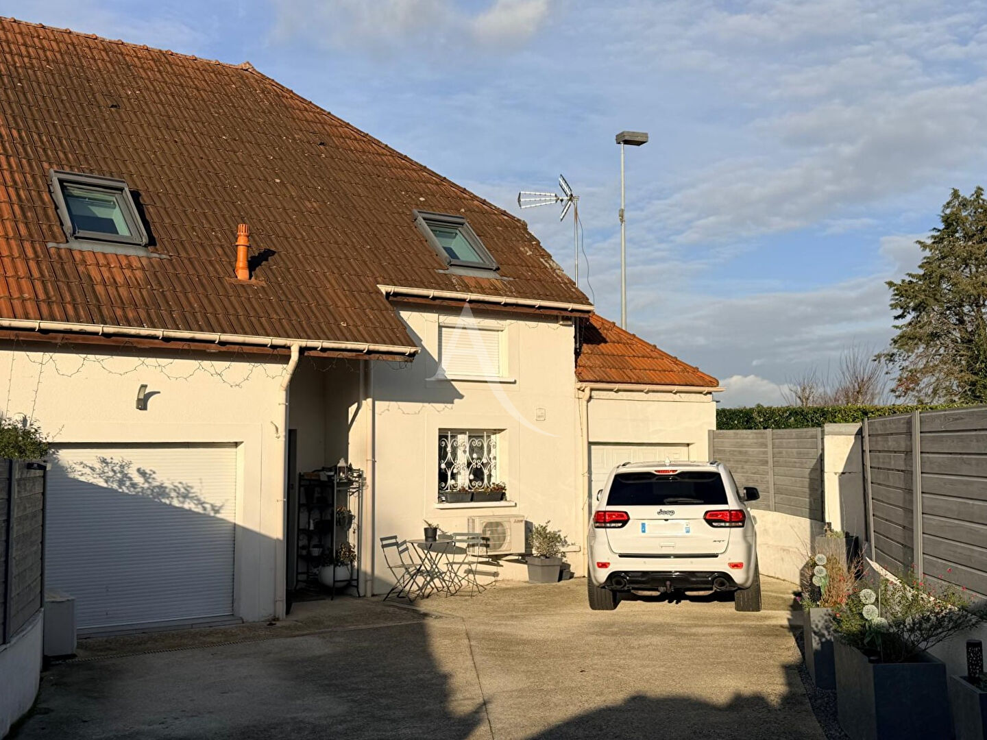 Agence immobilière de L'Adresse LATITUDE IMMOBILIER - LATITUDE IMMOBILIER - Agence de CHEVRY